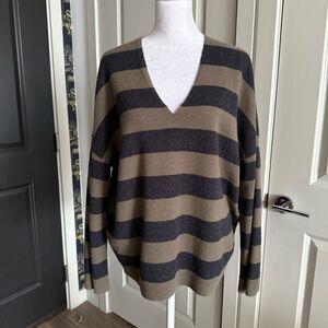 Vince 100% Cashmere Green and Gray Striped Relaxed Fit Sweater Size S